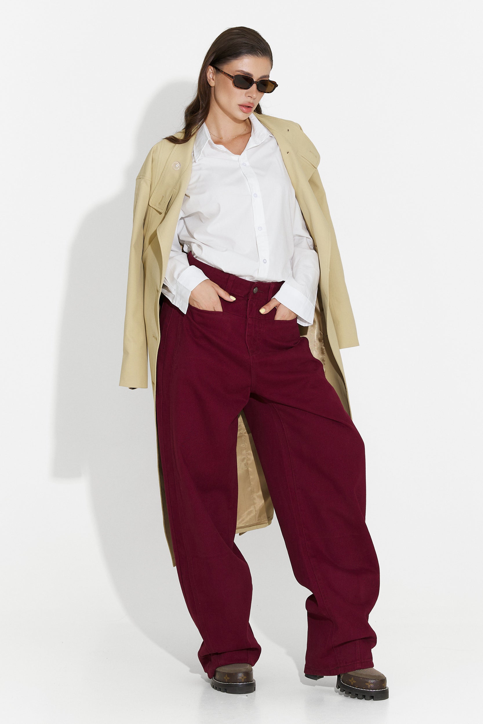 Burgundowe dżinsy damskie casual Jacklyn Bogas