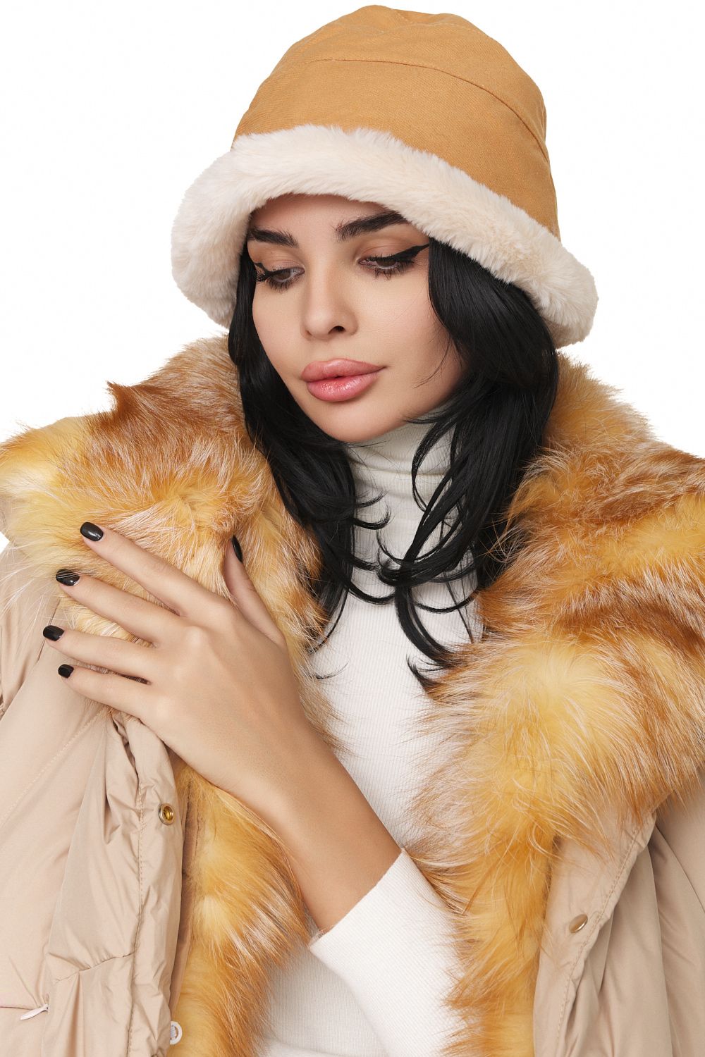 Czapka damska casual beżowa Elenisa Bogas