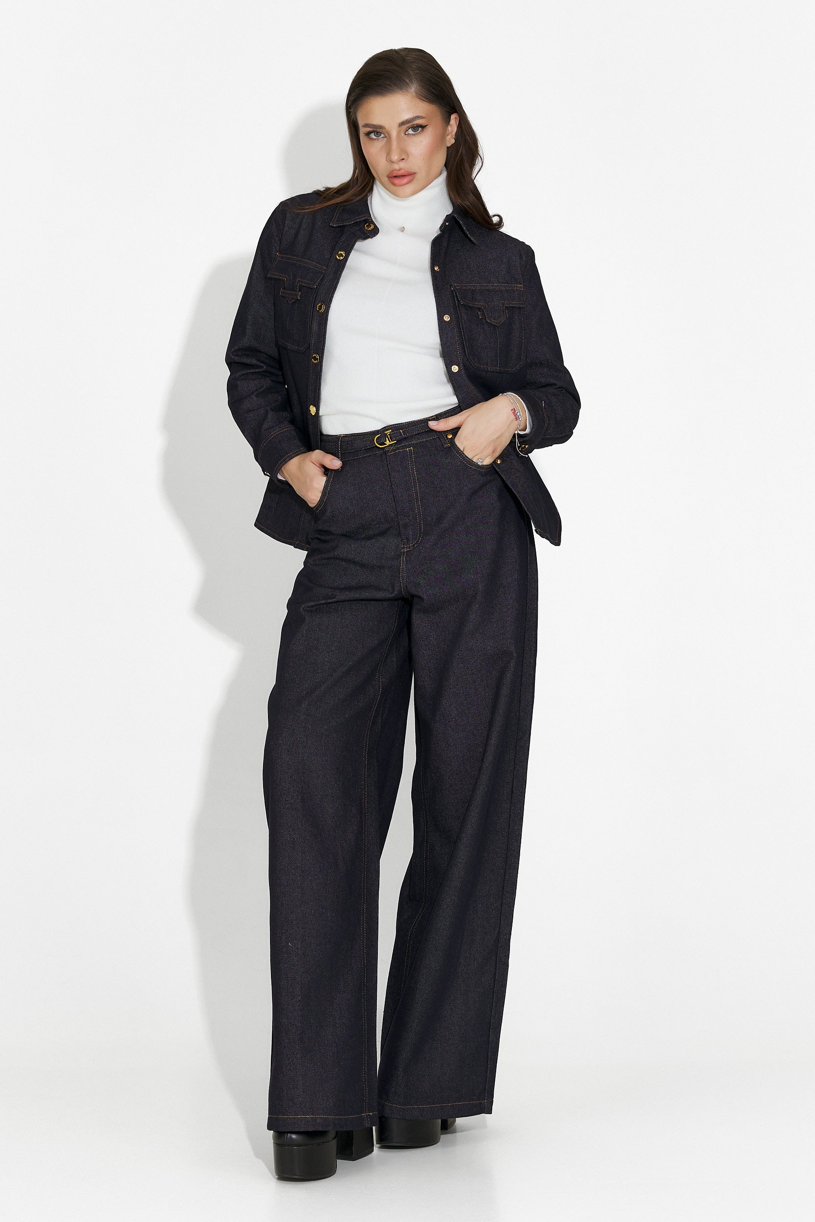 Granatowa, codzienna koszula dla kobiet Melena Bogas