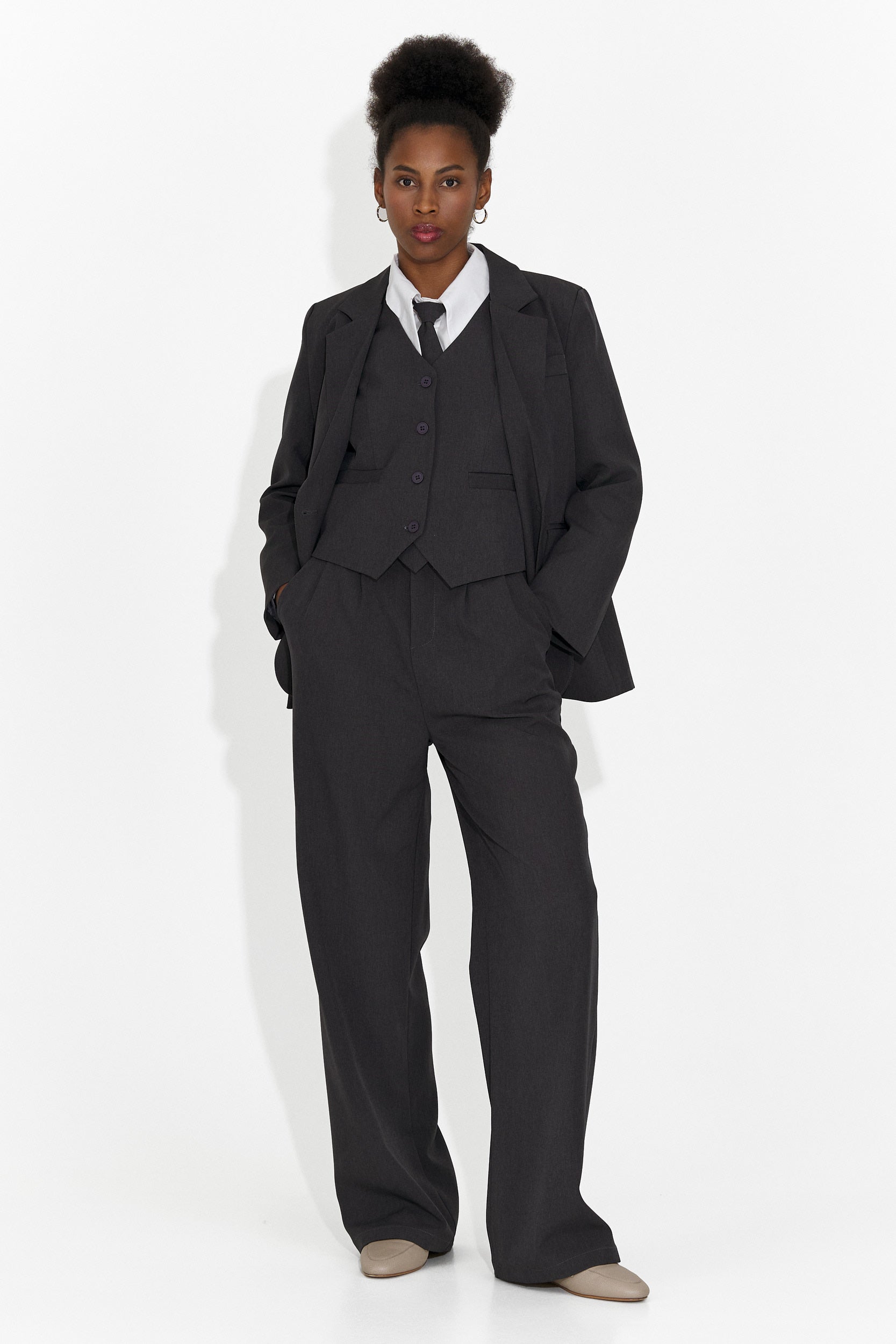 Garnitur Meldora 4-częściowy: spodnie + kamizelka + marynarka +