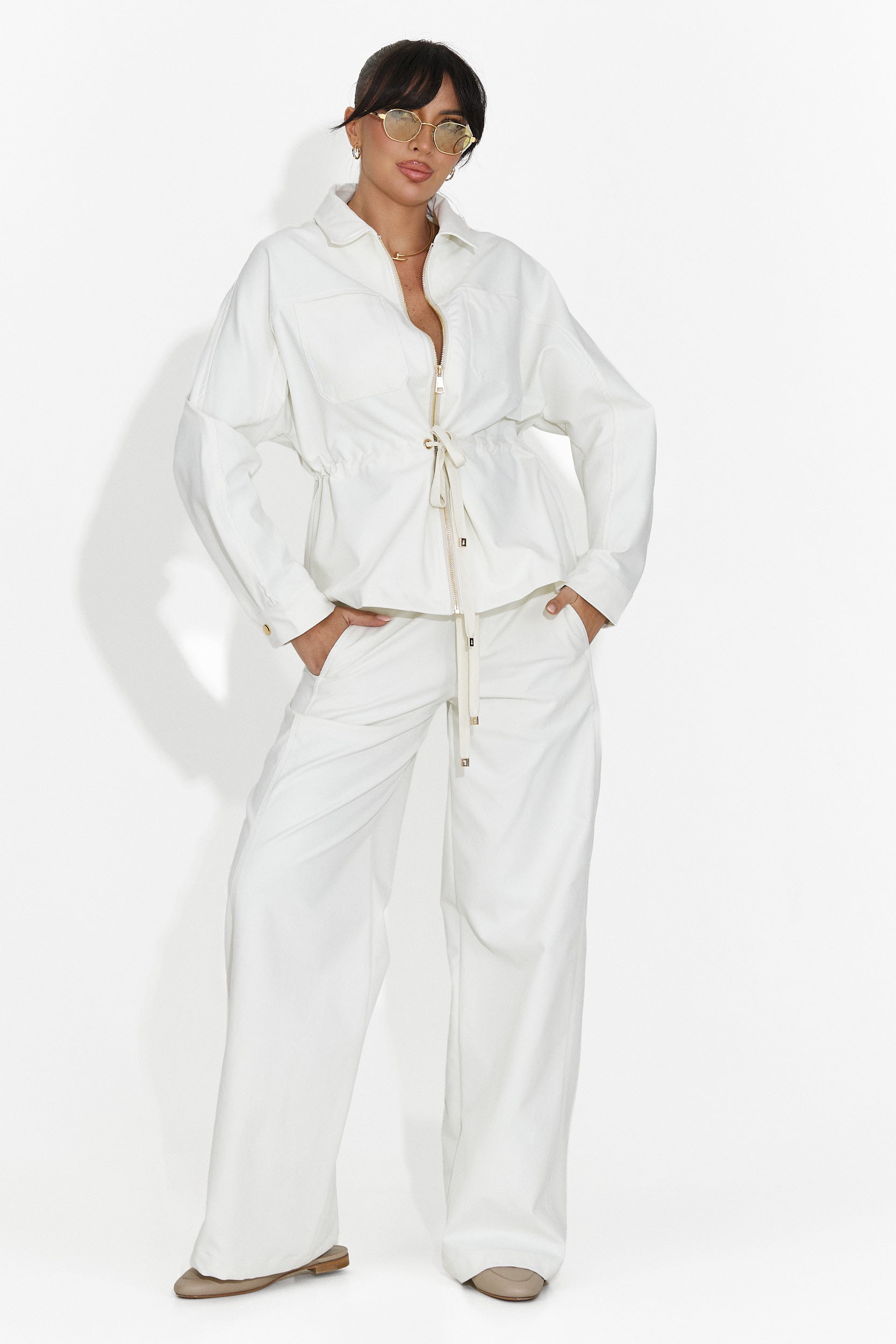 Elegancki biały damski garnitur Elenya Bogas