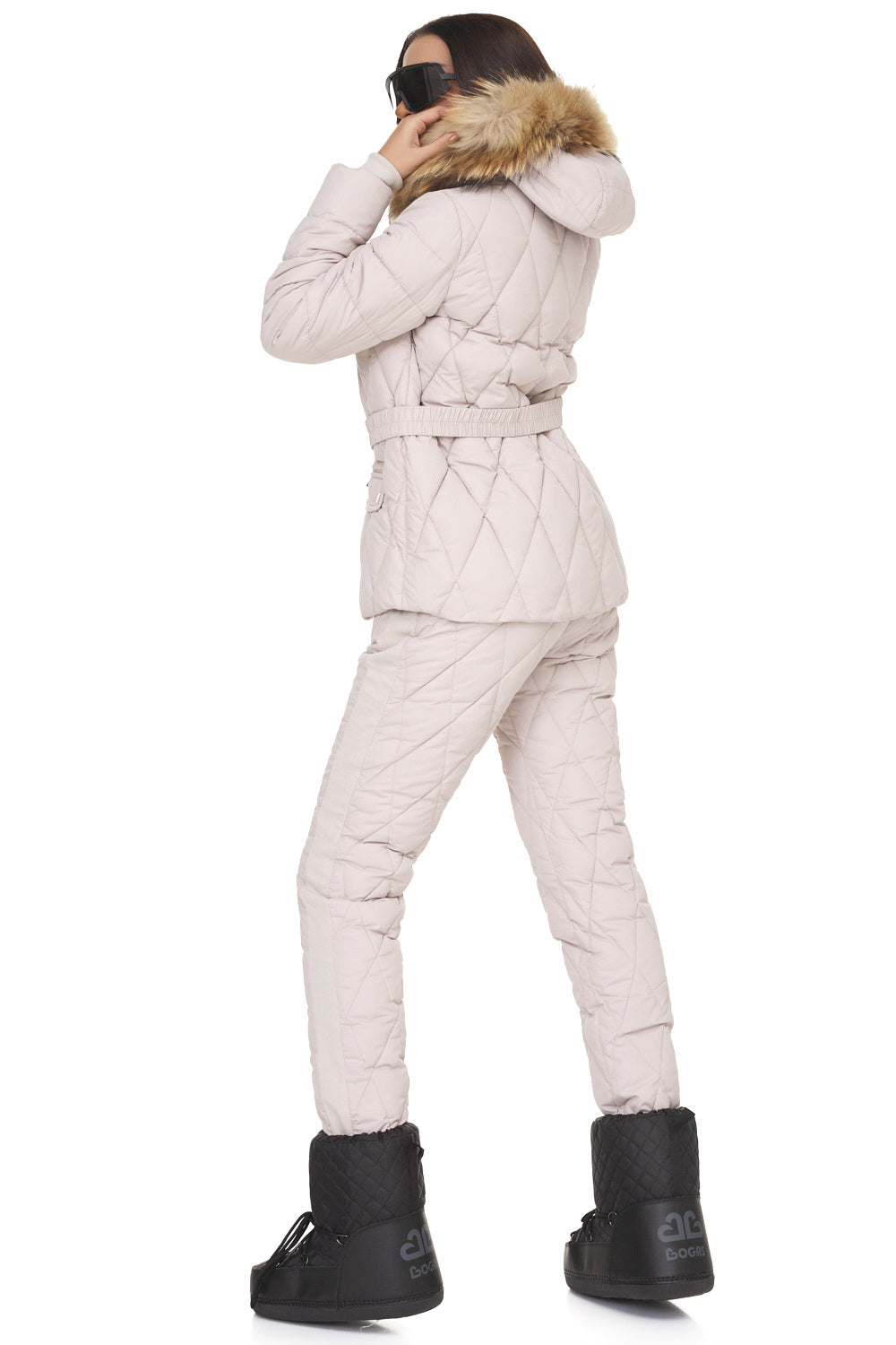 Beżowy zimowy płaszcz damski Zemidea Bogas