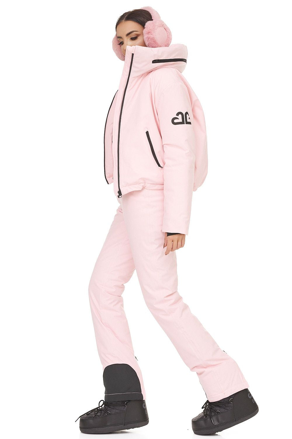 Kostium narciarski casual w kolorze Reasia Bogas