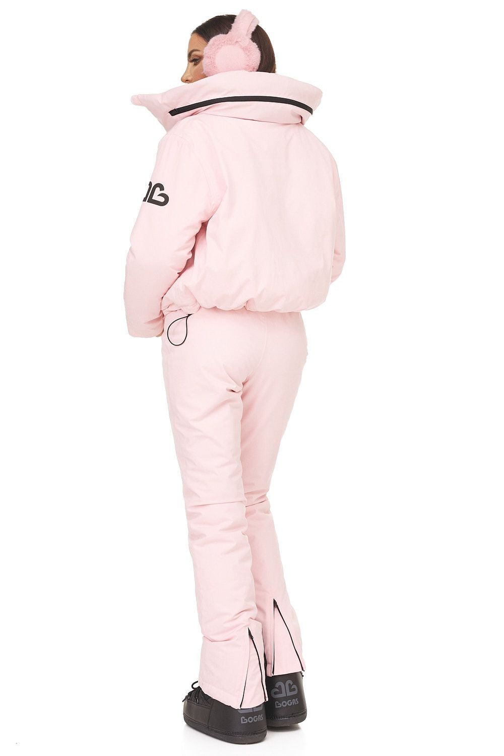 Kostium narciarski casual w kolorze Reasia Bogas