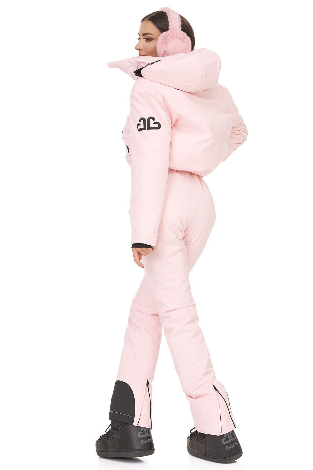 Kostium narciarski casual w kolorze Reasia Bogas