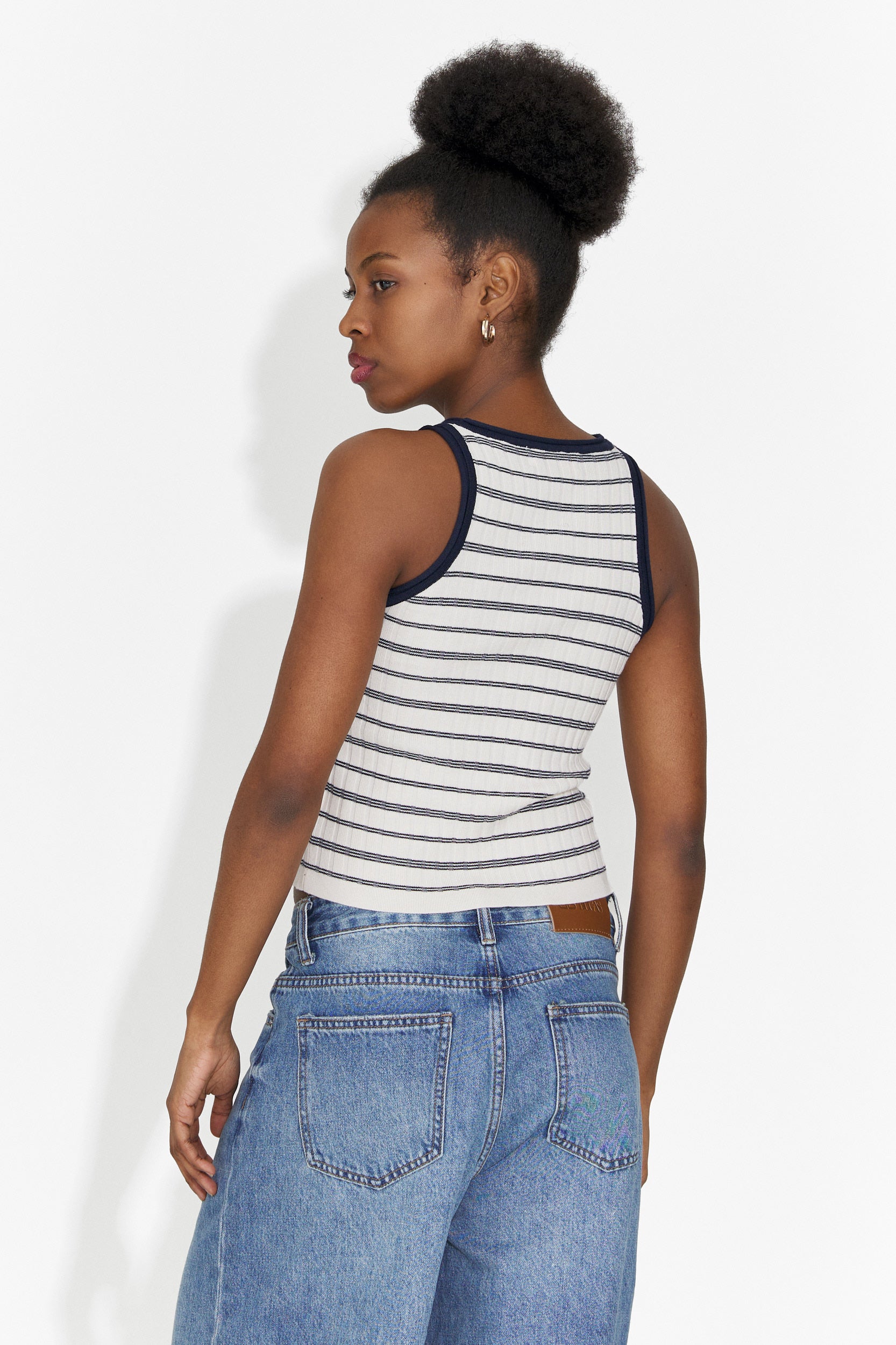 Biały Top na Ramiączkach dla Kobiet Elyza Bogas