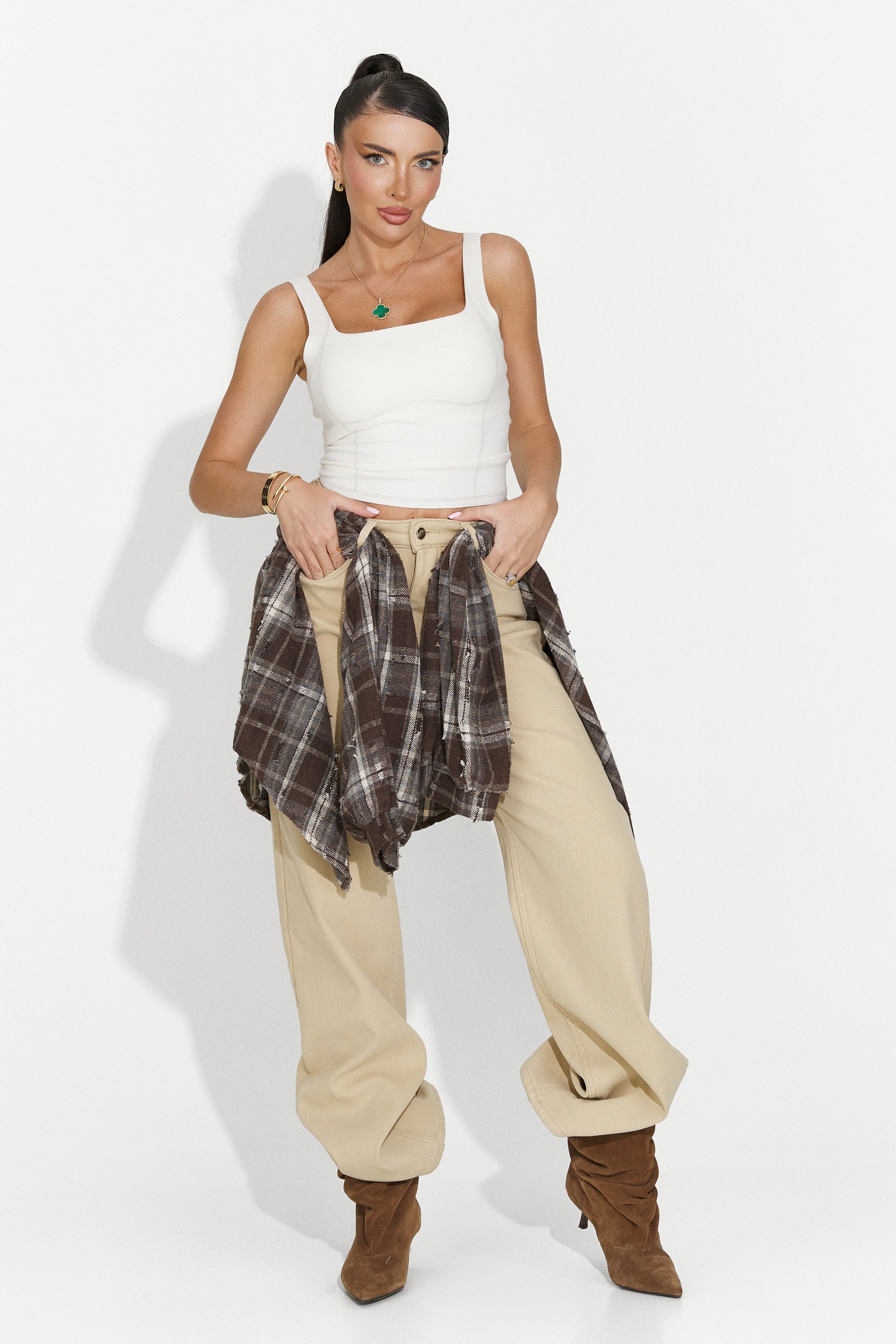 Biała damska koszulka casual Jasira Bogas