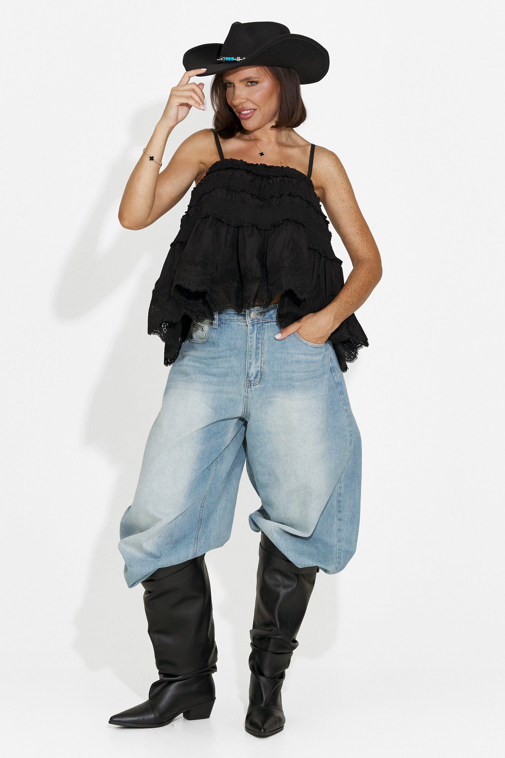 Top damski casual czarny Elodia Bogas