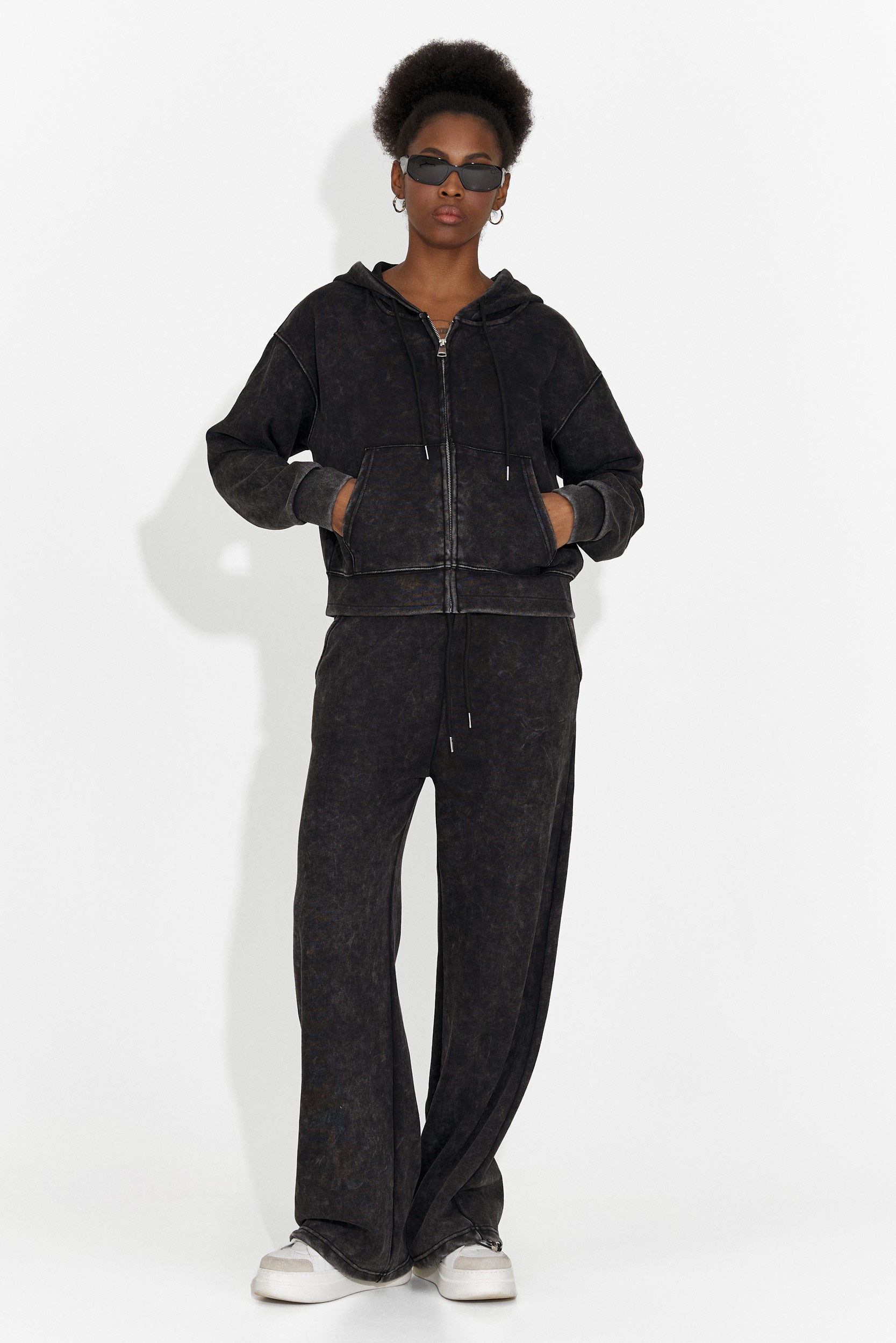 Casualny Czarny Dres Treningowy dla Kobiet Justiny Bogas