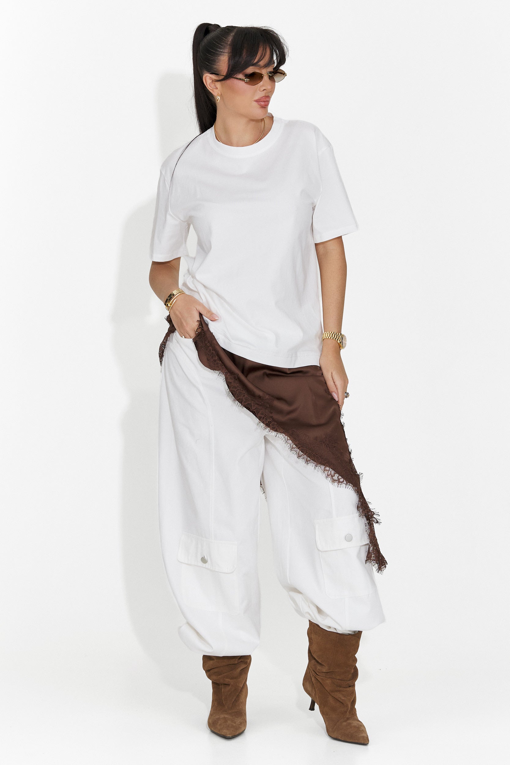 Biała, codzienna koszulka dla kobiet Arkana Bogas