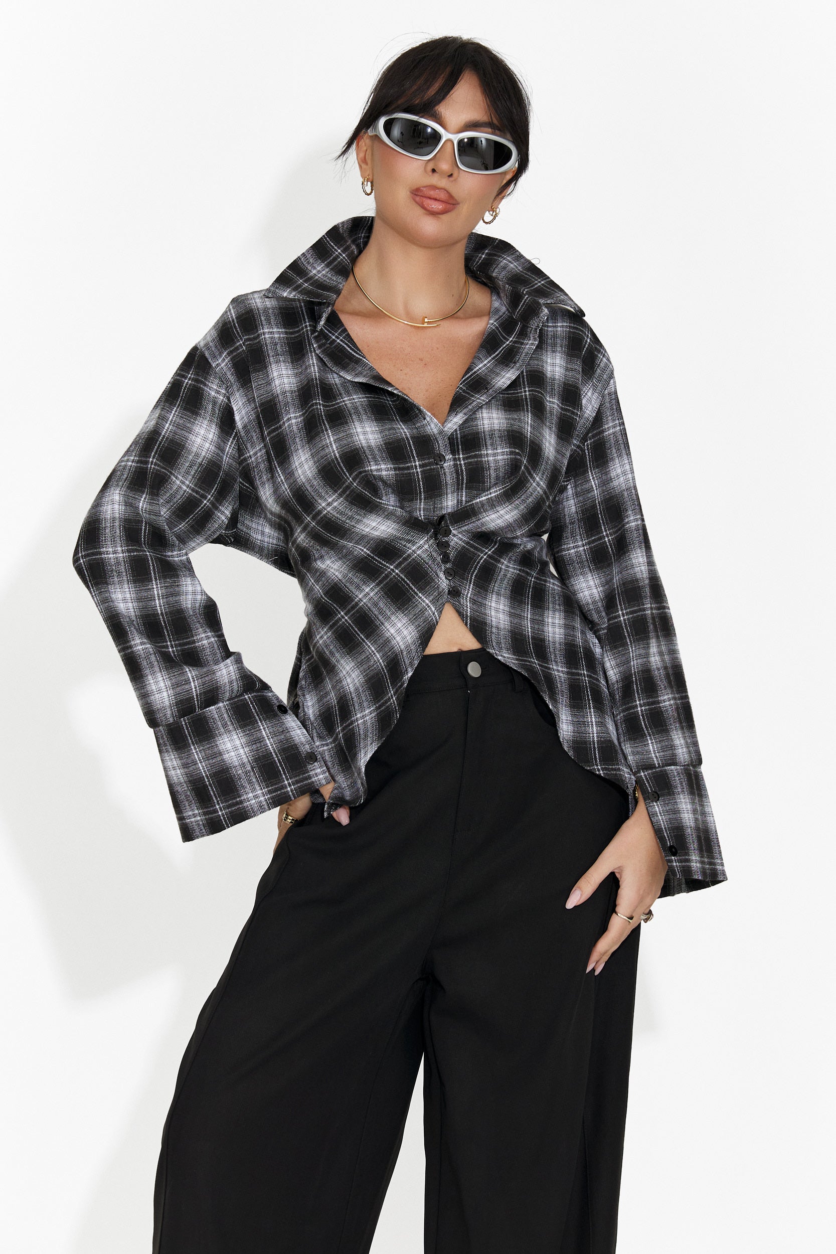 Codzienna Czarna Koszula Damska Laurina Bogas