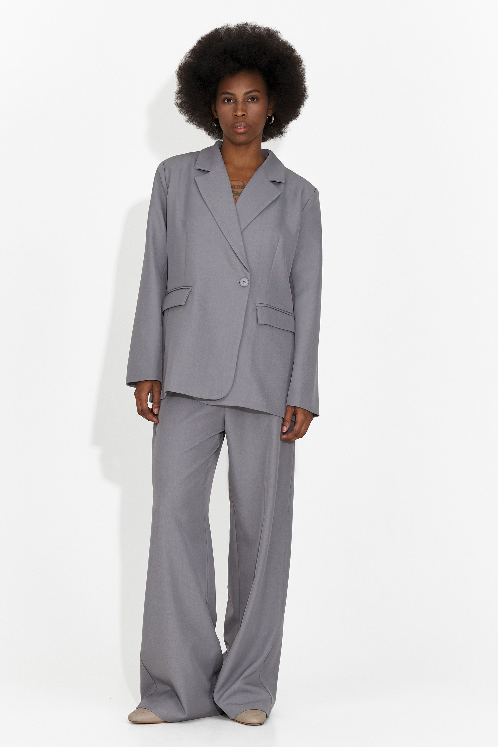 Elegancki Szary Garnitur Damski Timelia Bogas