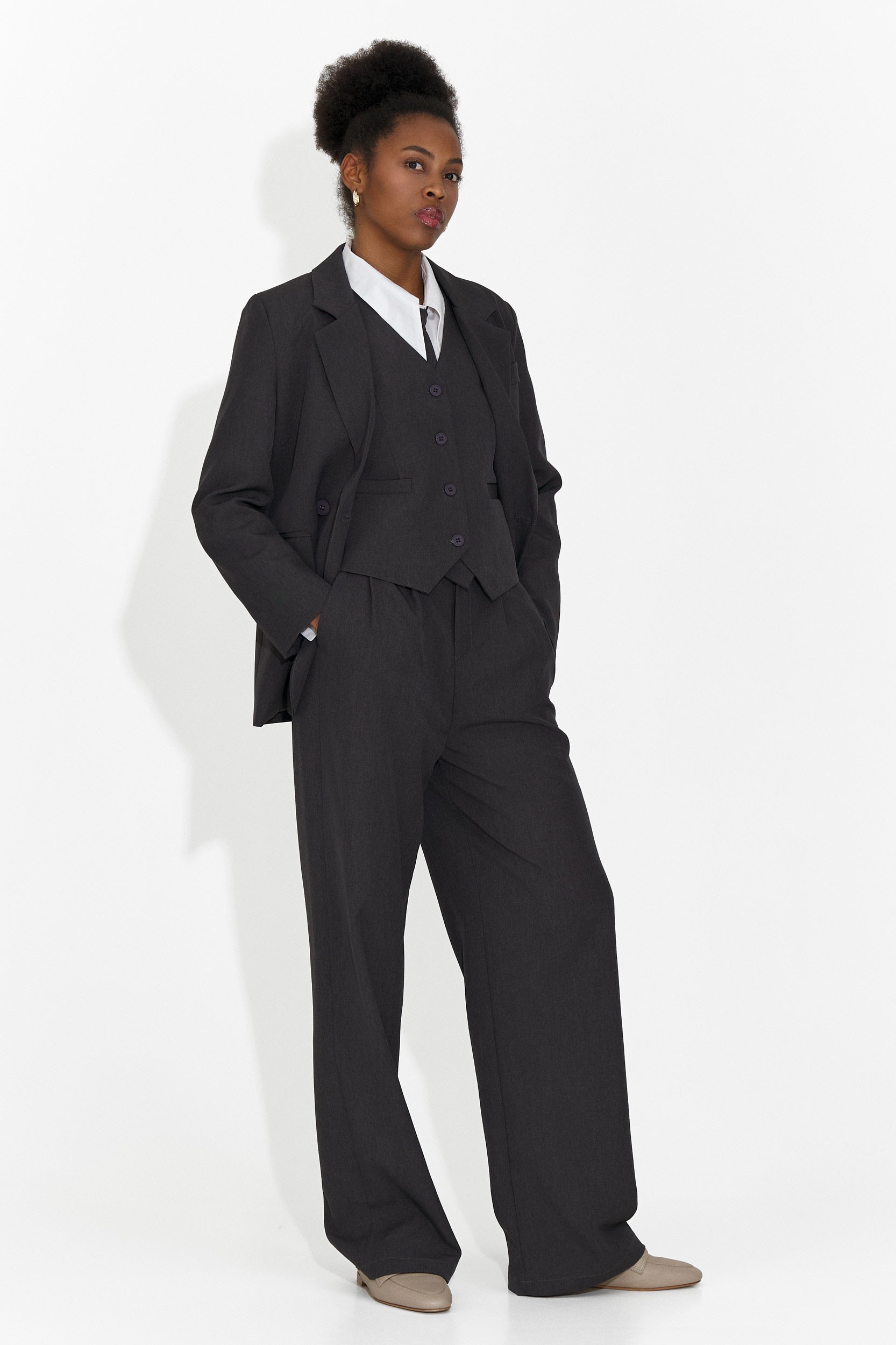 Garnitur Meldora 4-częściowy: spodnie + kamizelka + marynarka +