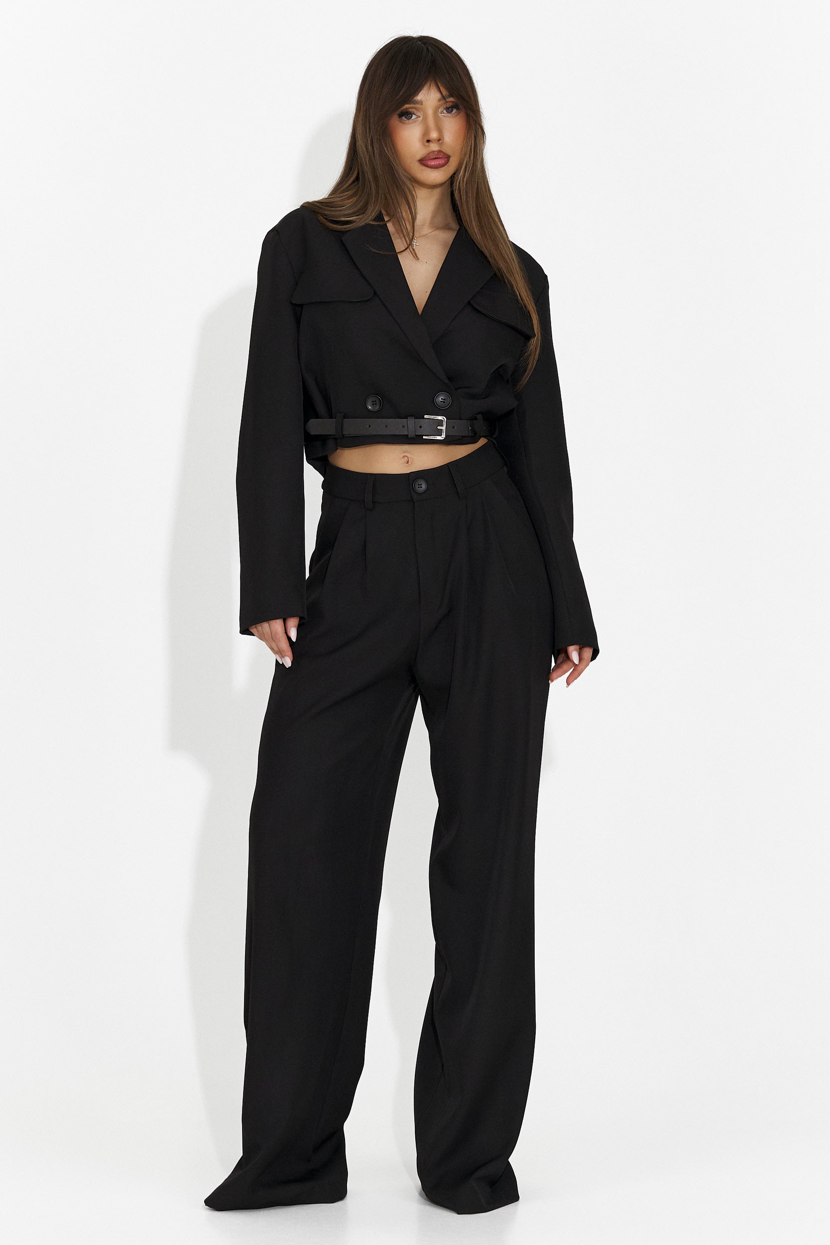 Elegancki czarny damski garnitur Esmara Bogas