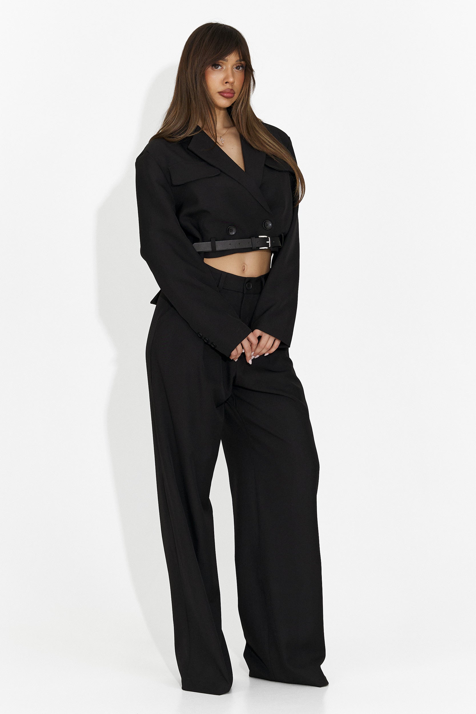 Elegancki czarny damski garnitur Esmara Bogas