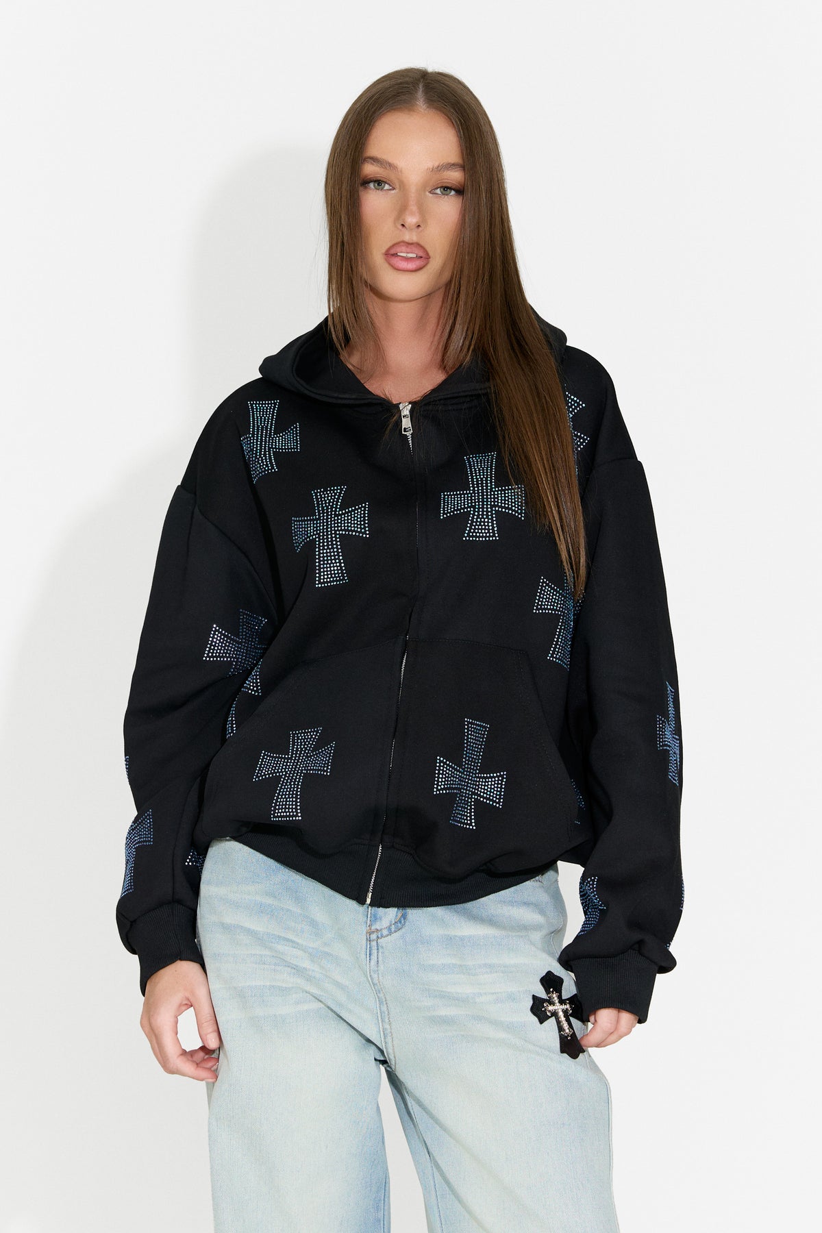 Czarna damska bluza z kapturem casualowa Hancy Bogas