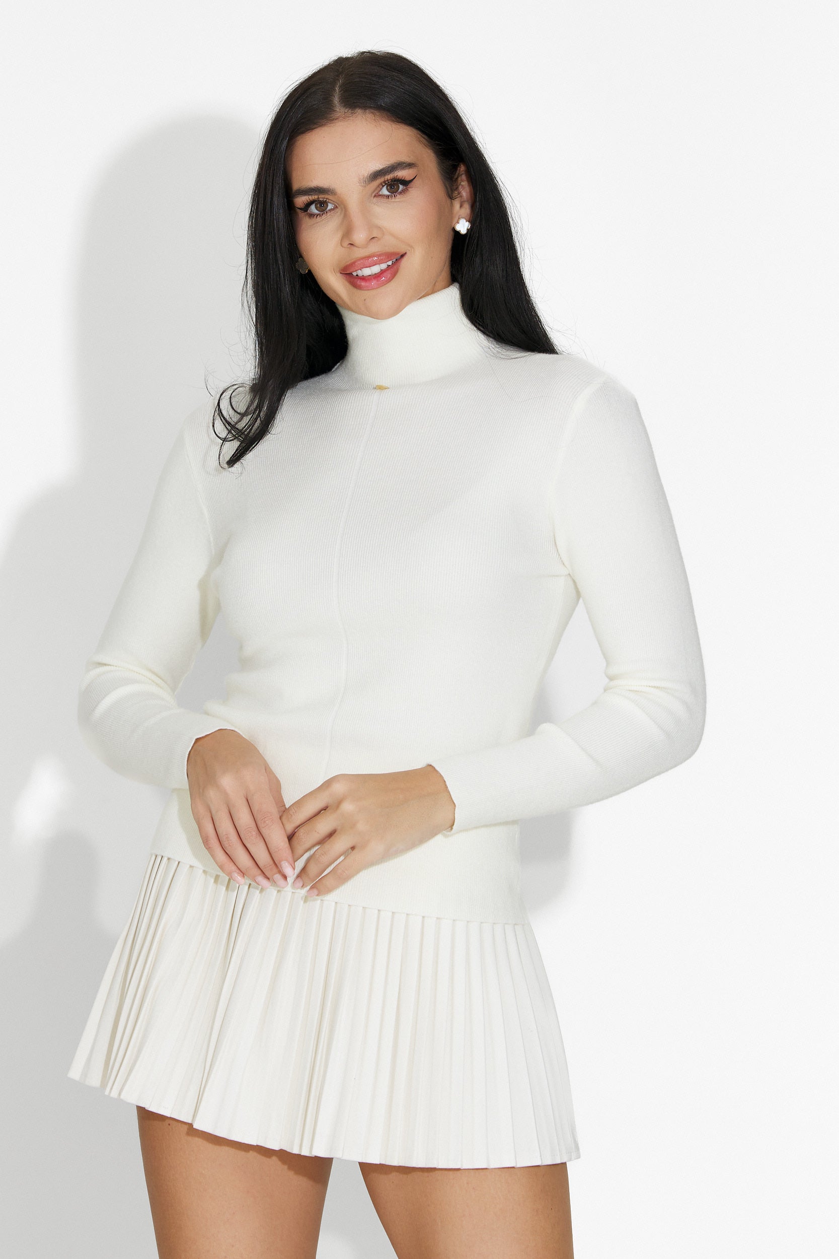 Sweter damski w kolorze beżowym Invera Bogas