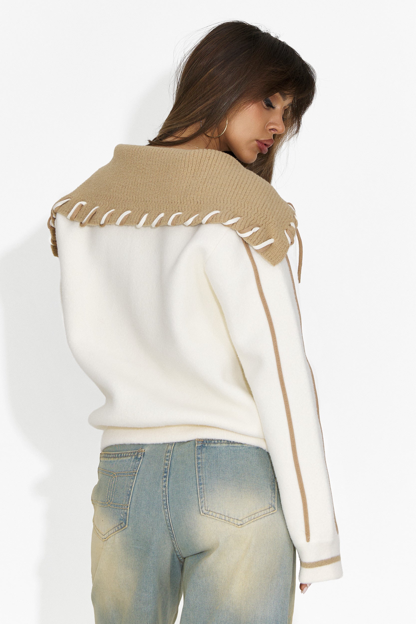 Casualowa Beżowa Kurtka Damska Jolina Bogas