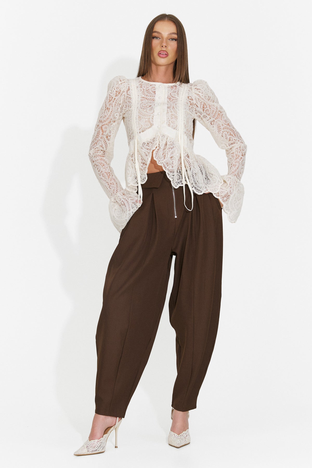 Pantaloni casual maro Scnoioria Bogas