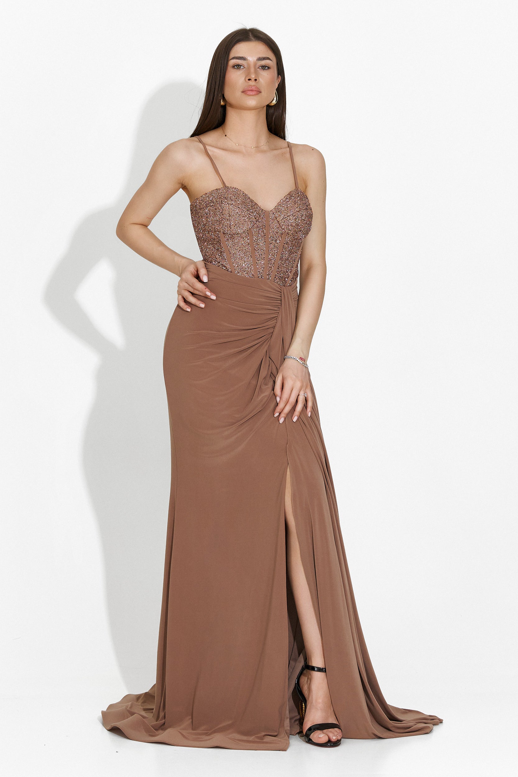 Długa sukienka damska beżowa Alexandria Bogas