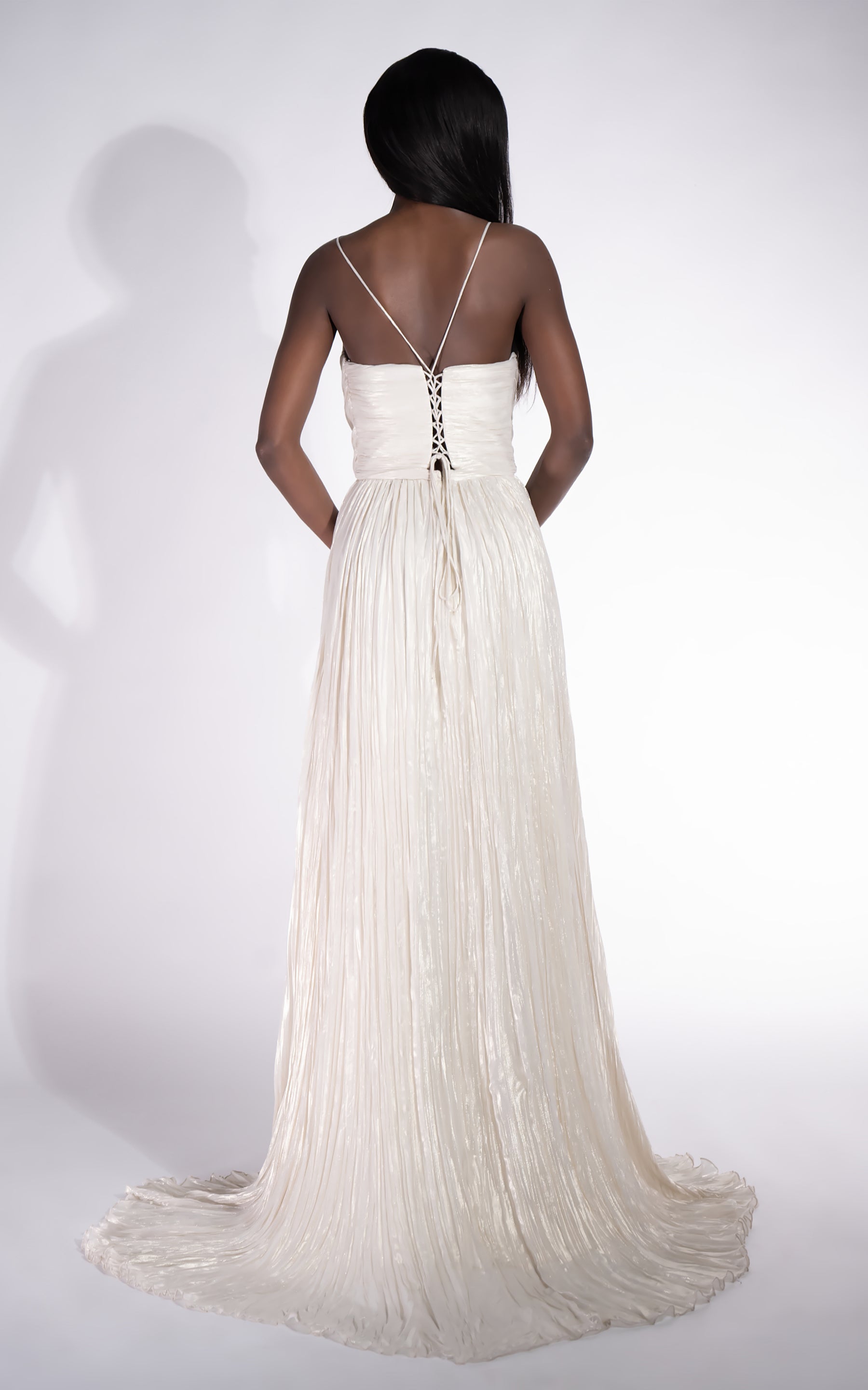 Długa kremowa sukienka damska Edyna Bogas