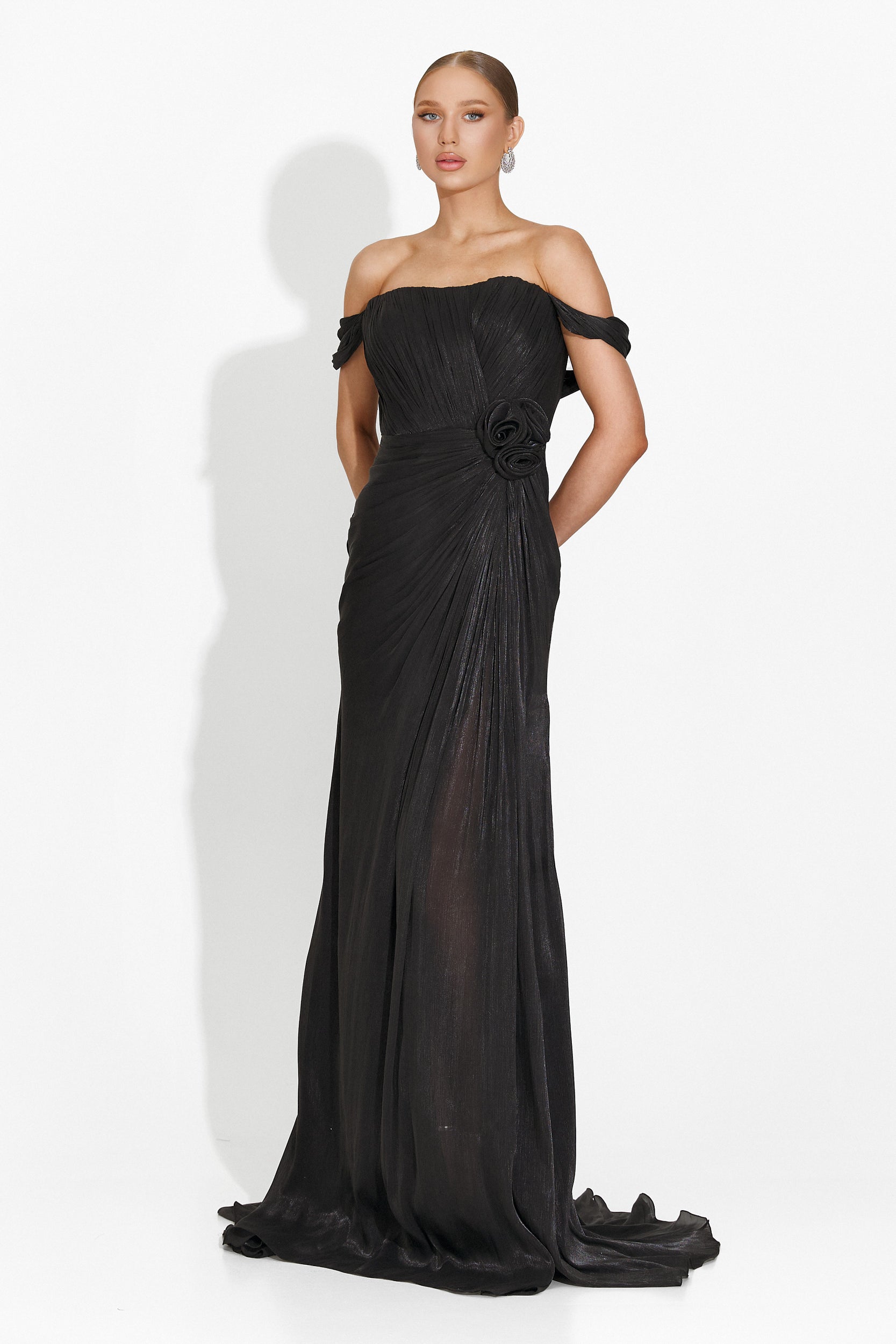 Czarna długa sukienka damska Sharmaine Bogas