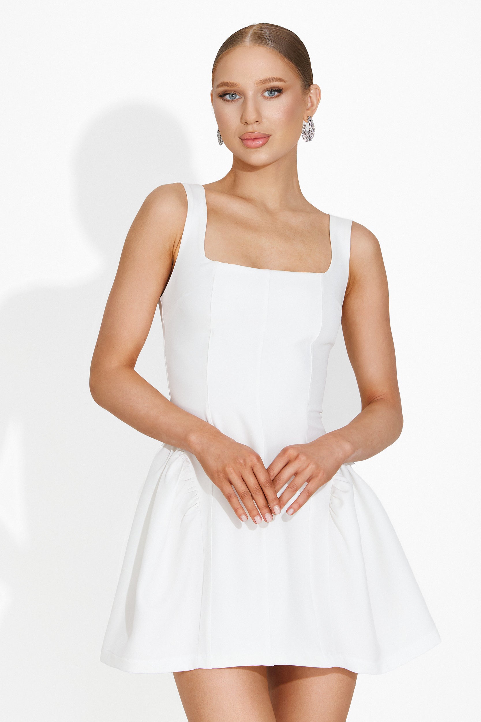 Sukienka damska krótka biała Lucynda Bogas