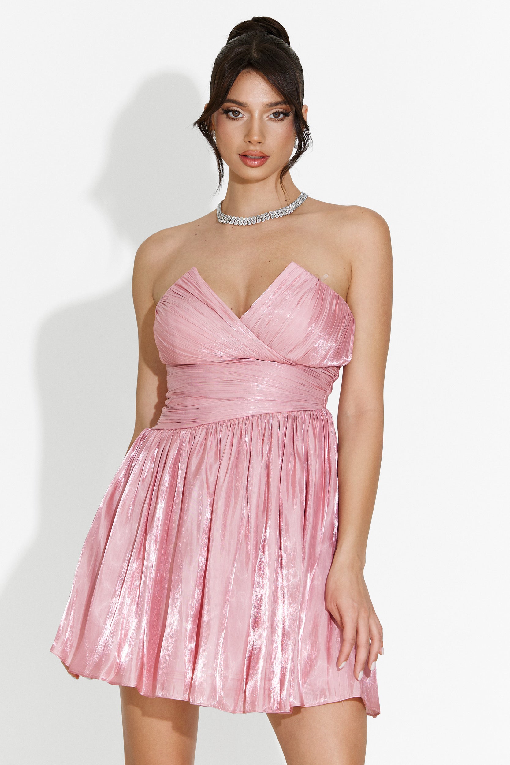 Krótka różowa sukienka damska Ziora Bogas