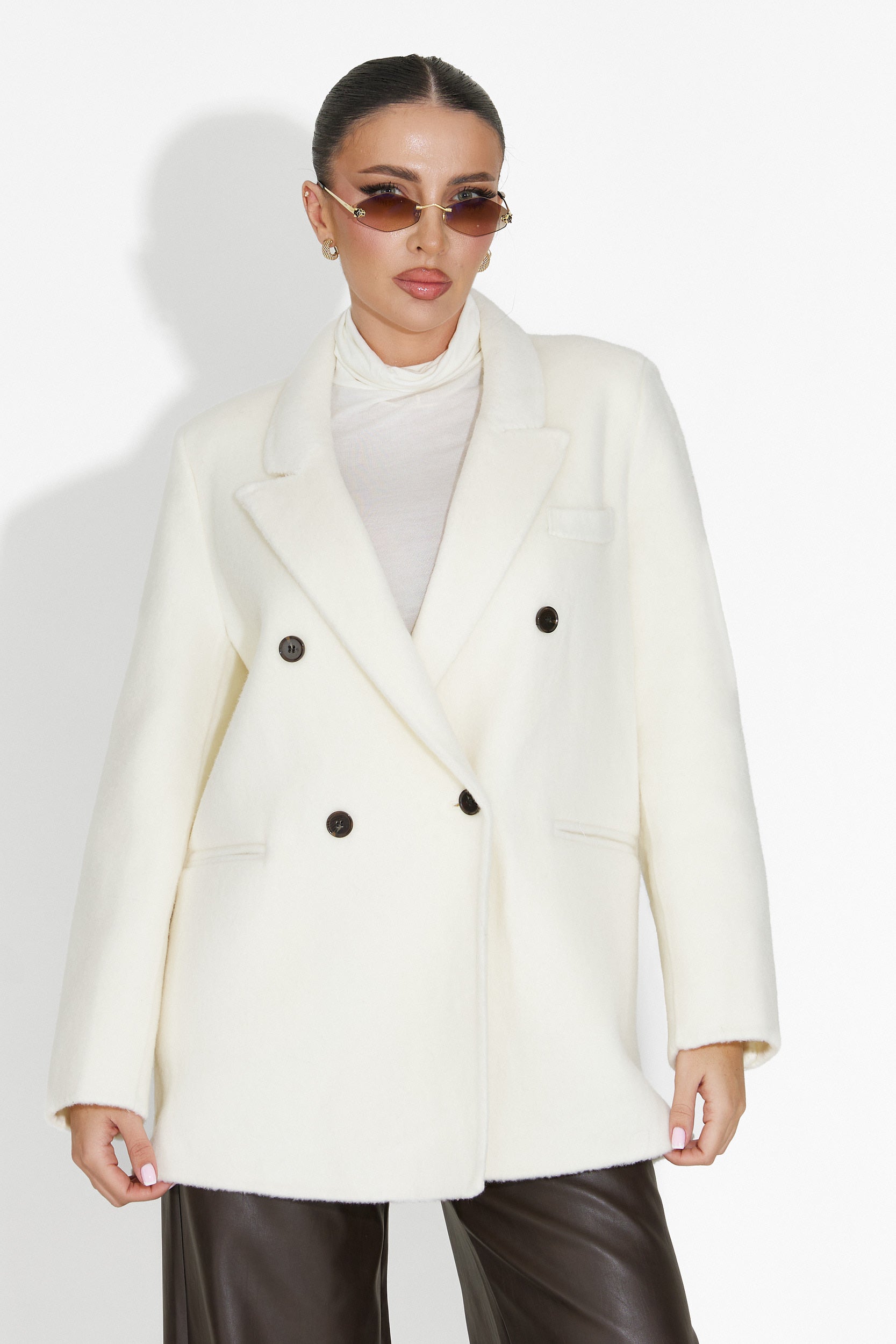 Elegancki Beżowy Żakiet Damski Novelia Bogas