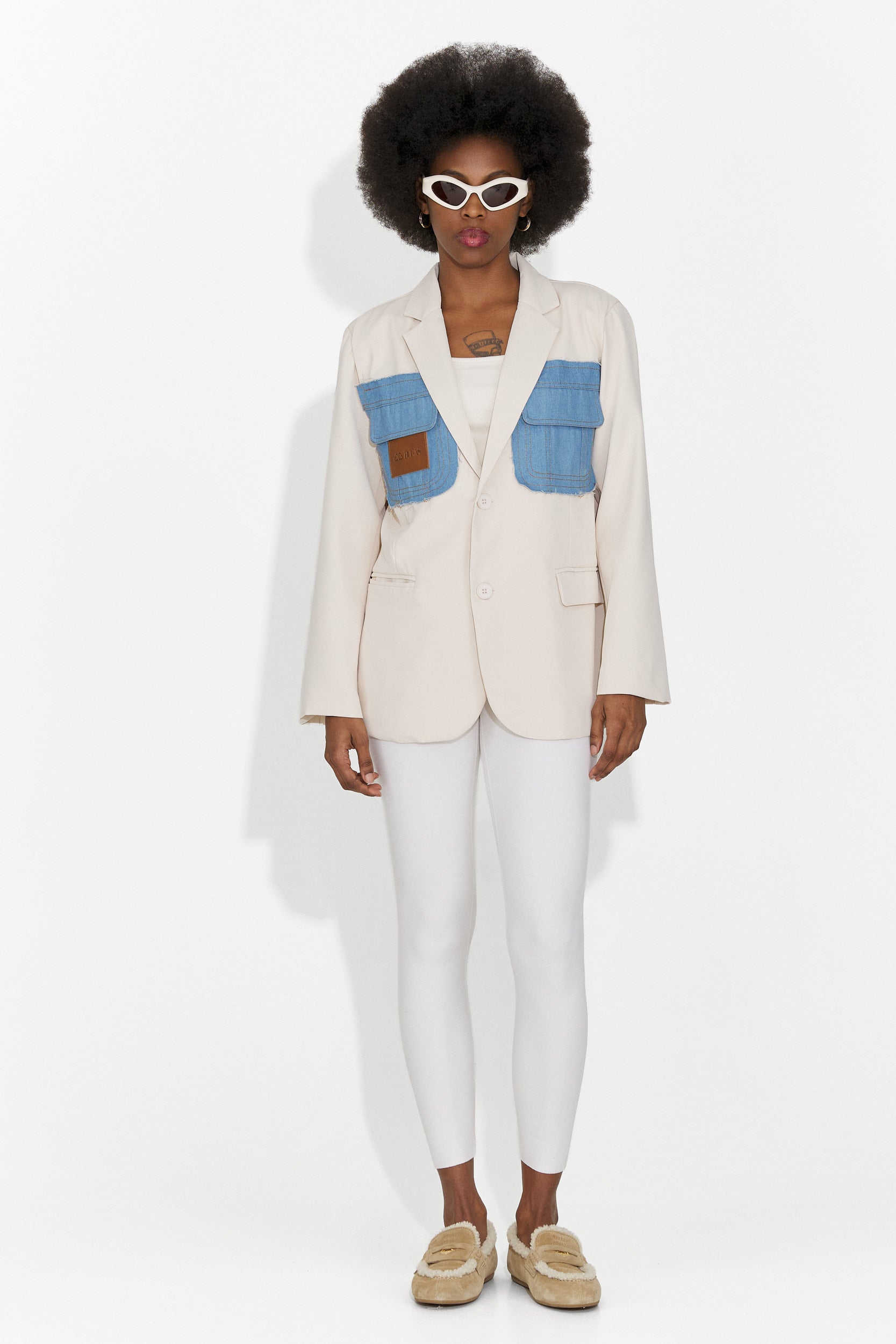 Elegancki kremowy damski płaszcz Graziela Bogas