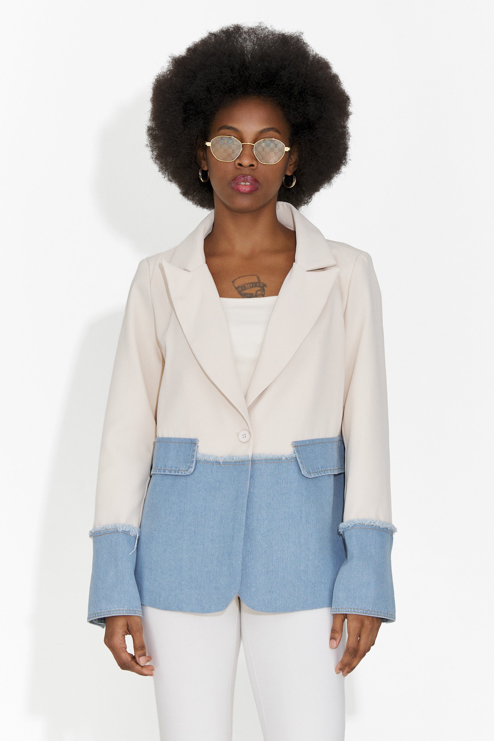 Elegancka kremowa damska kurtka Samiria Bogas