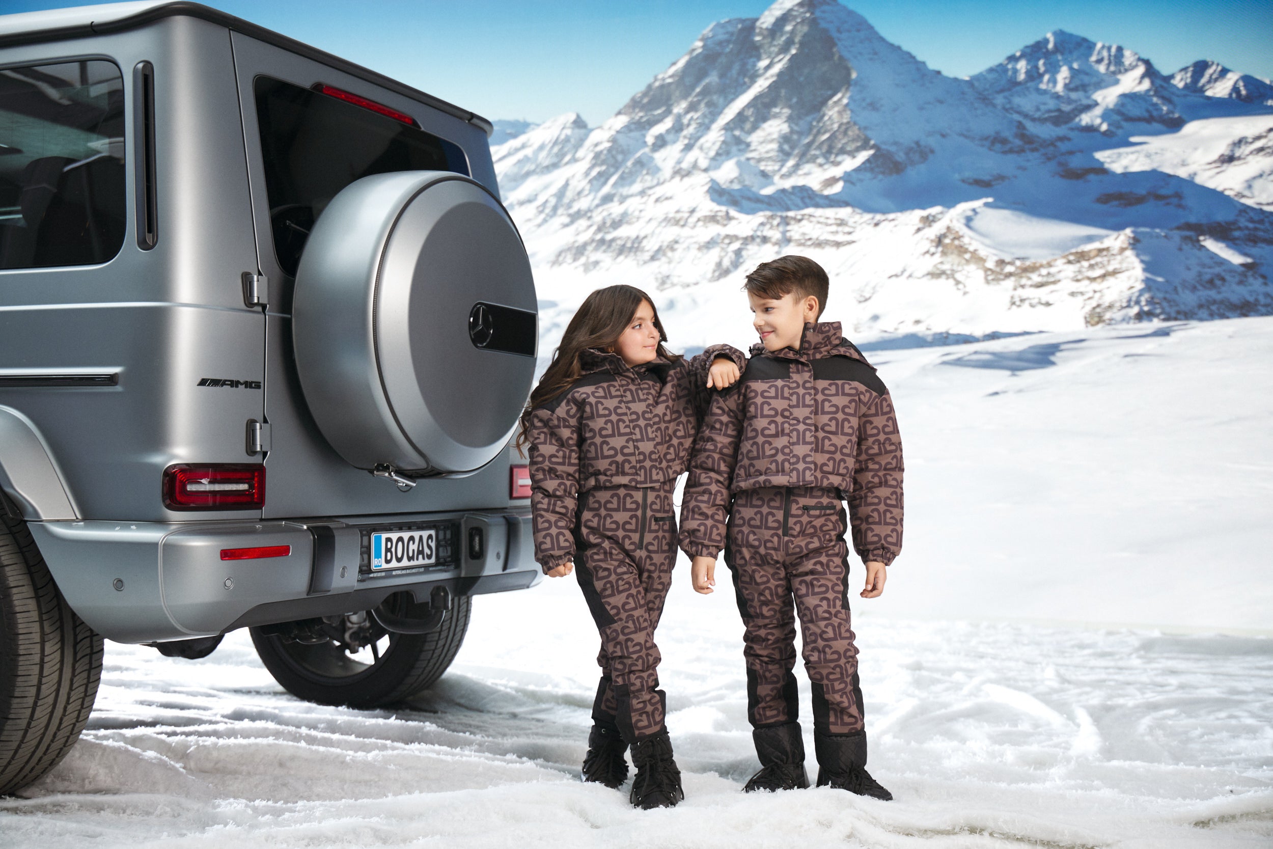 Kombinezony narciarskie dla dzieci Alisone Bogas Brown