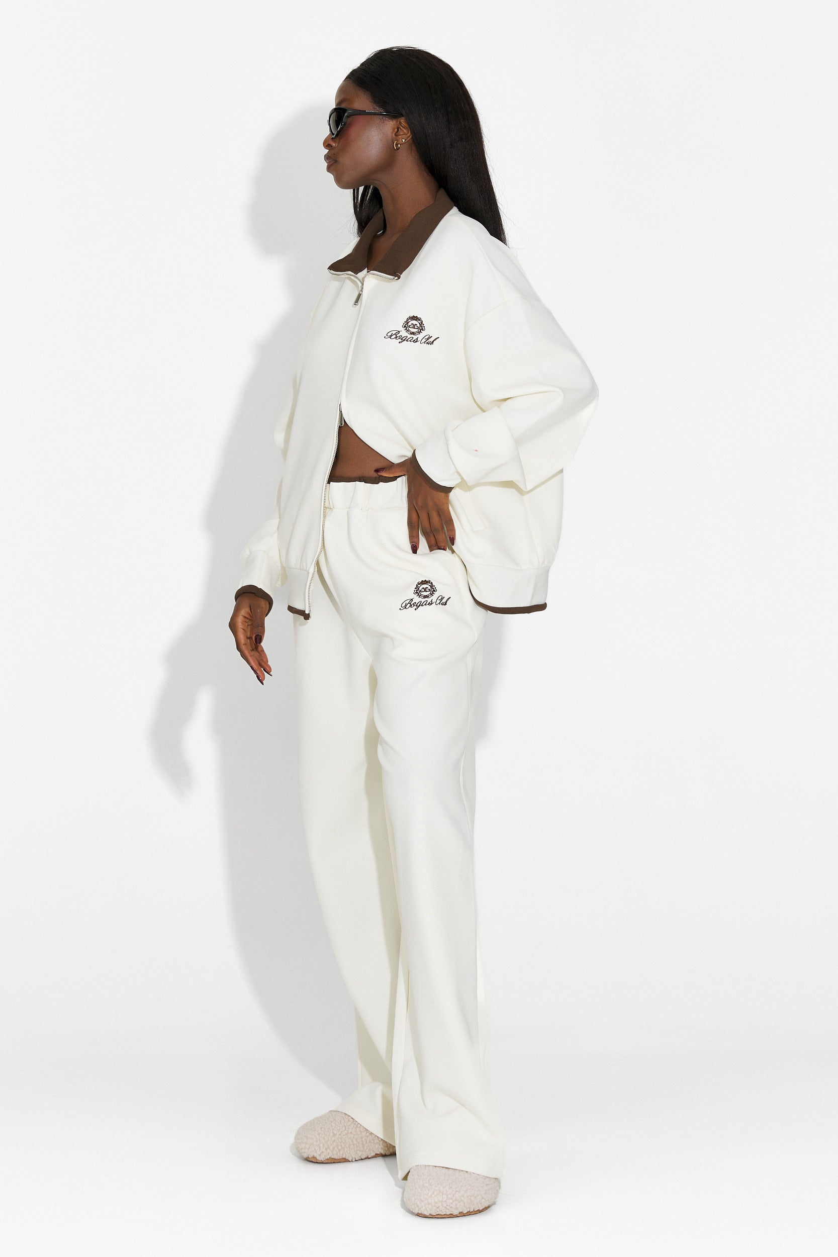 Luźny beżowy dres treningowy dla kobiet Lysara Bogas