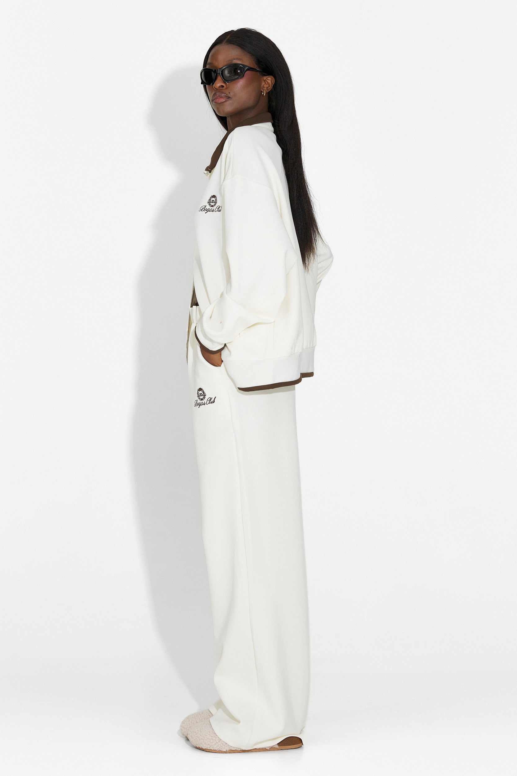 Luźny beżowy dres treningowy dla kobiet Lysara Bogas