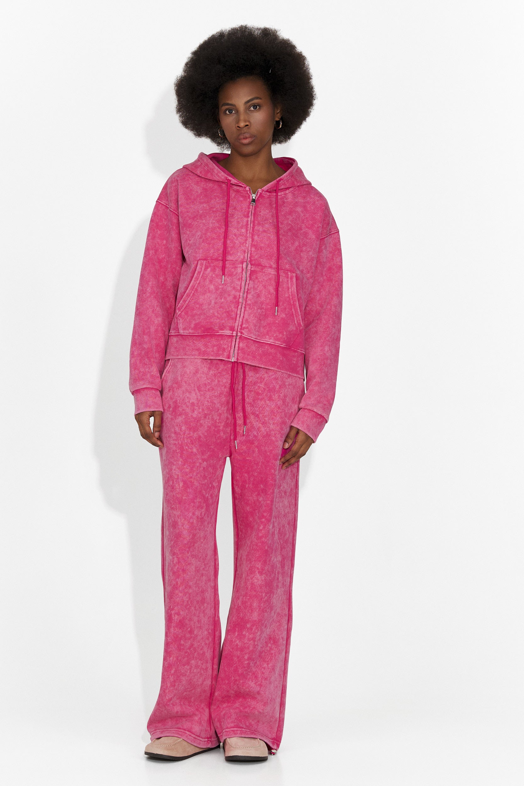 Swobodny różowy dres treningowy dla kobiet Jiustina Bogas