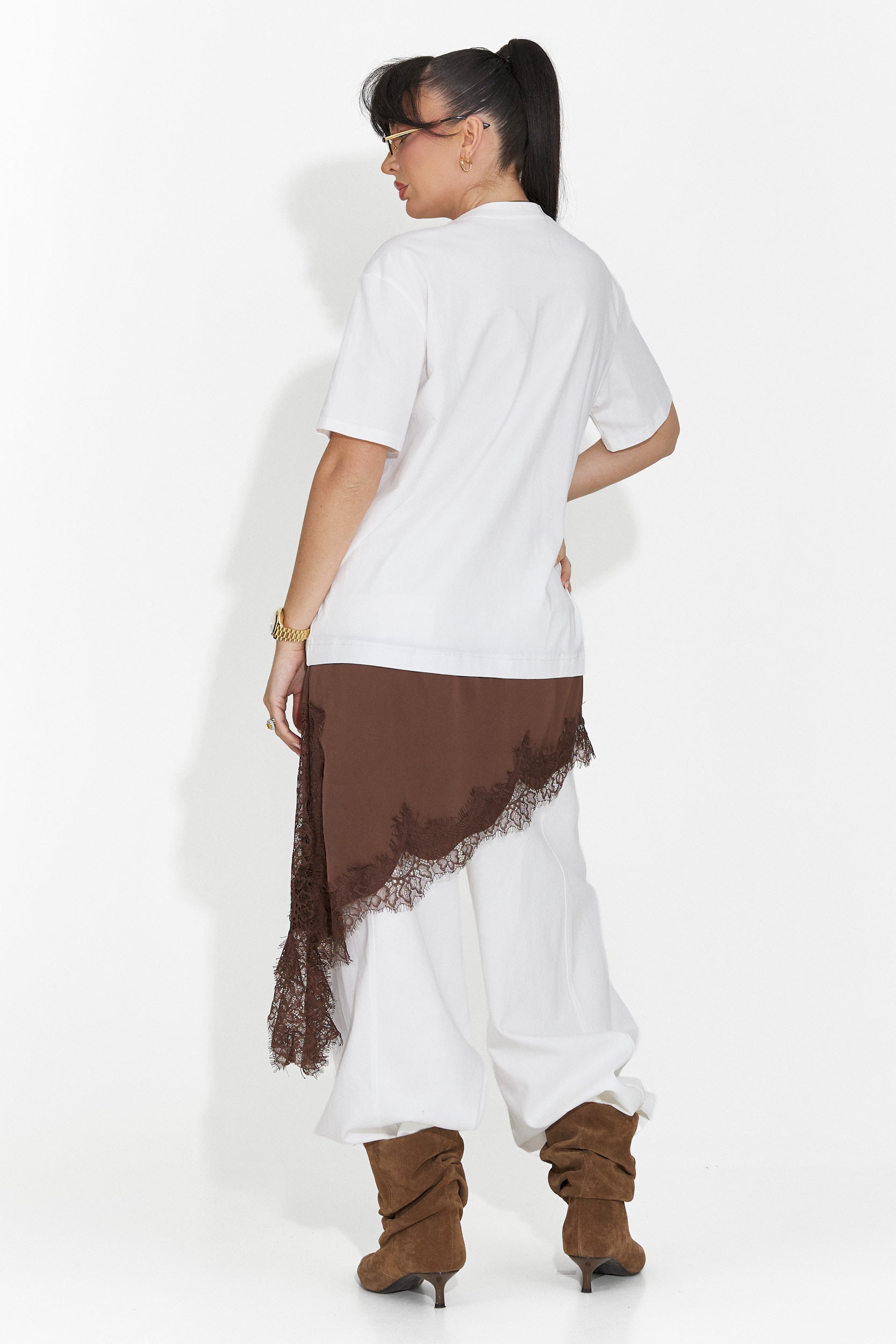 Biała, codzienna koszulka dla kobiet Arkana Bogas