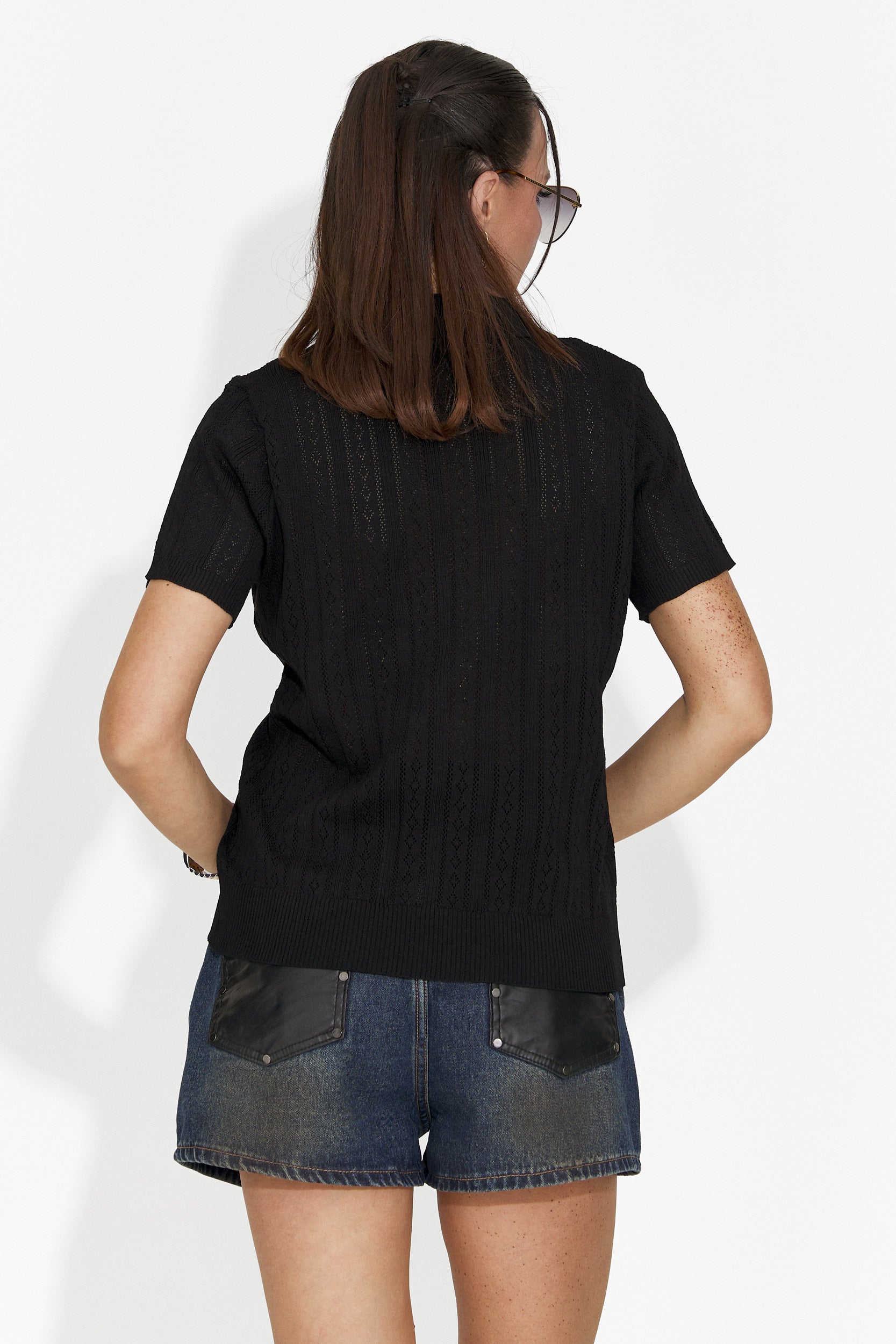 Nerida Bogas Casualna Czarna Koszulka Damska