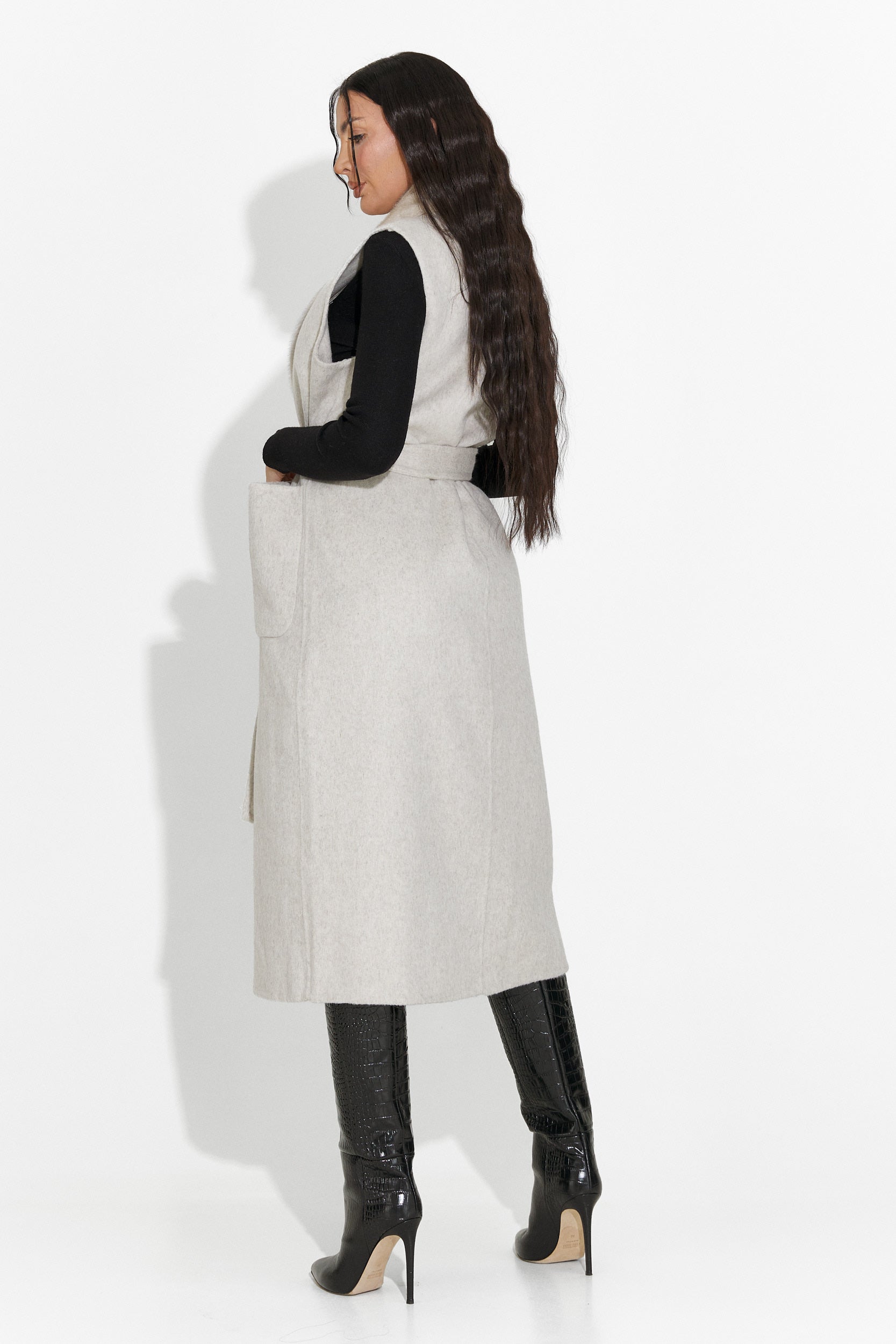 Elegancka Beżowa Kamizelka dla Pań od Brania Bogas